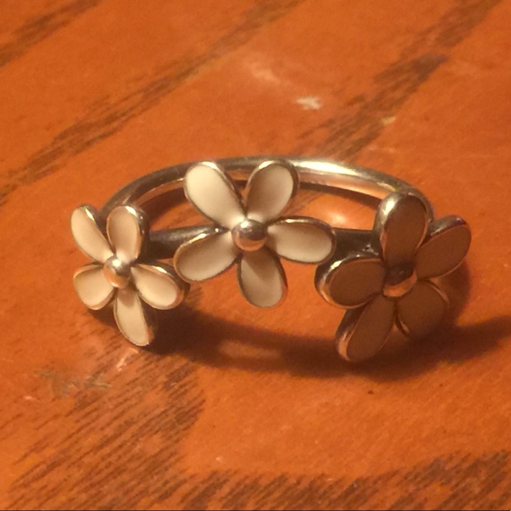 Pandora Darling Daisies Stackable Ring